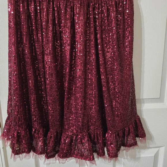 NWT M By MNK Sequined Babydoll Mini Party Dress in Burgundy, Tulle Trim Details. - Picture 10 of 15